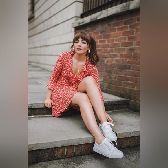 Boden Floral Print V-neck Red Dress - Picture 2 of 15